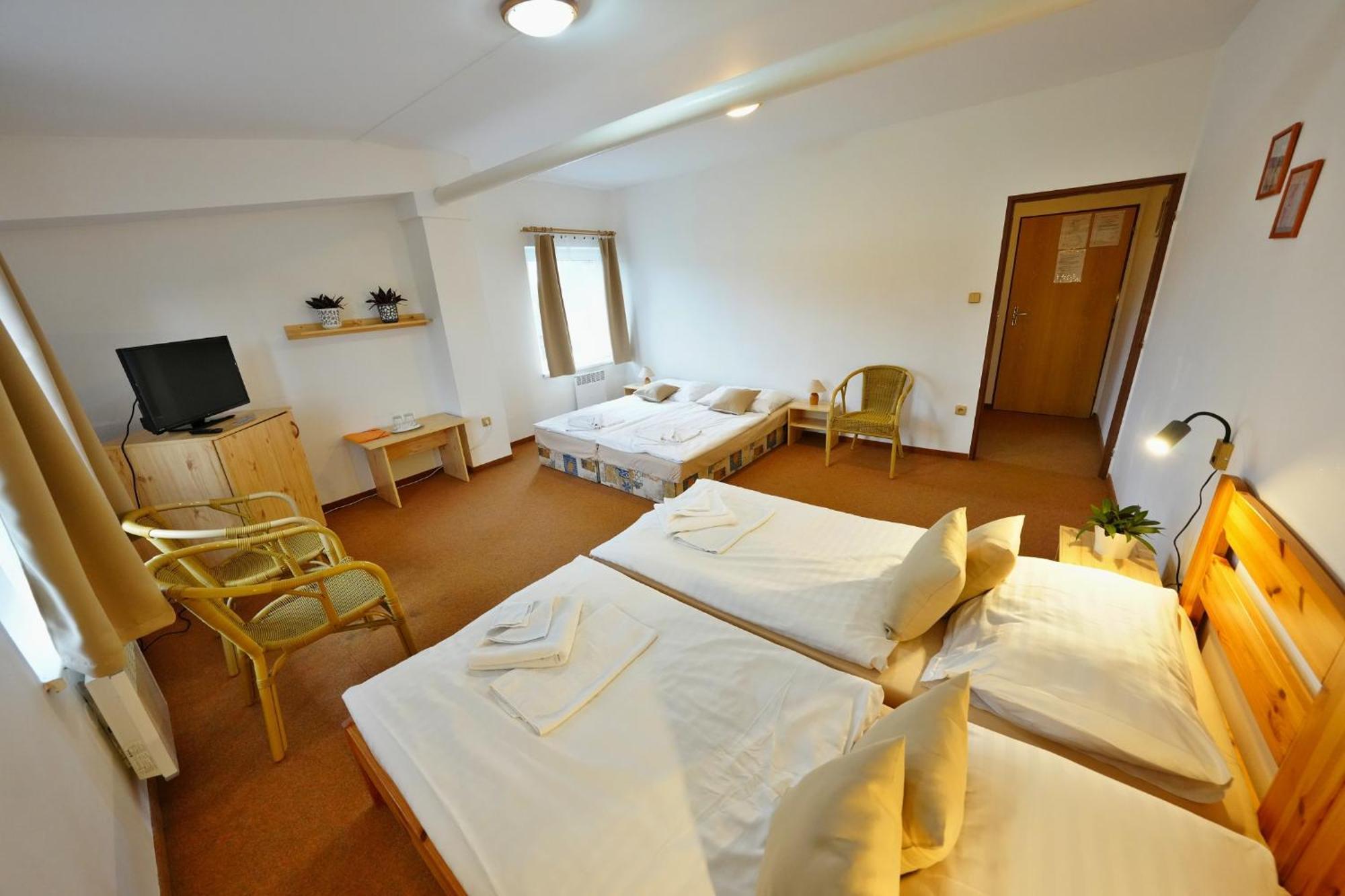 Resort Ohrada Vísky エクステリア 写真